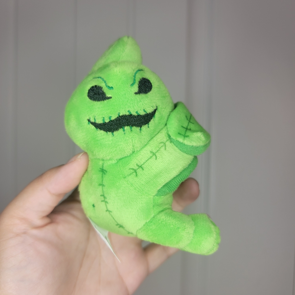 Disney NBC Oogie Boogie Cutie Cuff Bag Charm Green Plush Toy NWB